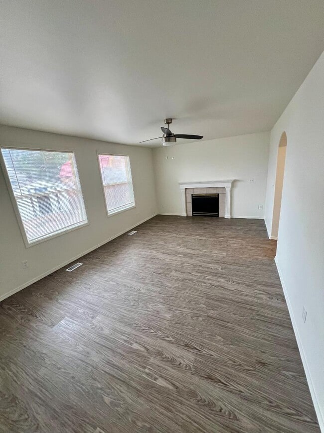 Building Photo - 1630 Targhee St