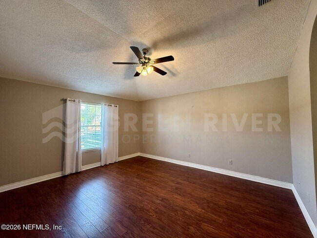 Building Photo - 2927 Waters View Cir