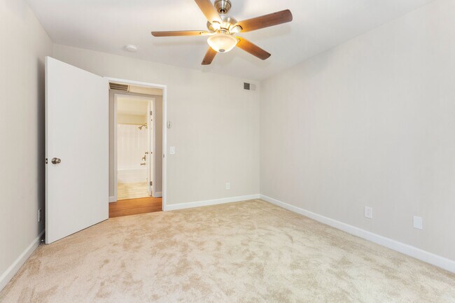 Building Photo - 6416 Friars Rd