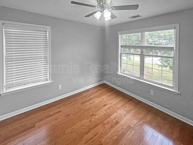Building Photo - 1680 Berryhill Rd