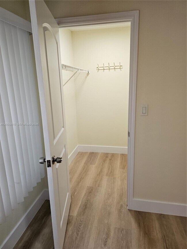 Building Photo - 2627 NW 33rd St