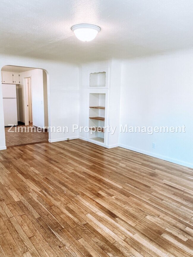 Building Photo - 485 N 24th St