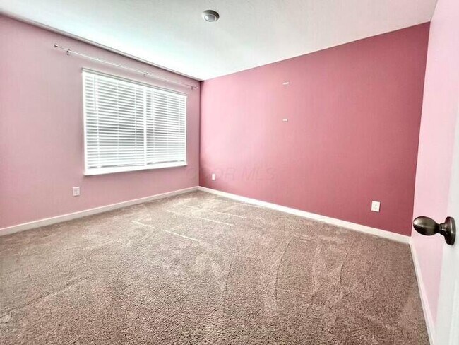 Building Photo - 418 Park Vista Dr