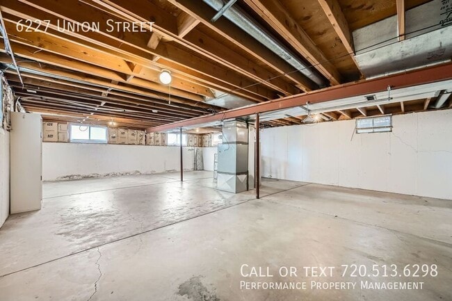 Building Photo - 6227 Union St
