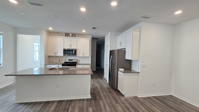 Building Photo - 757 Blind Oak Cir