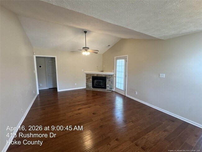 Building Photo - 413 Rushmore Ct