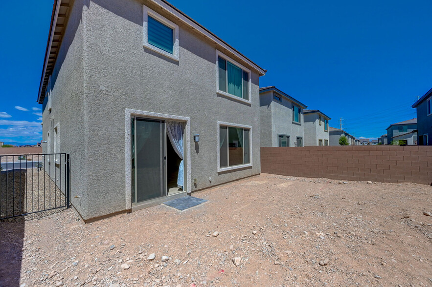 Building Photo - 5927 W Frias Ave