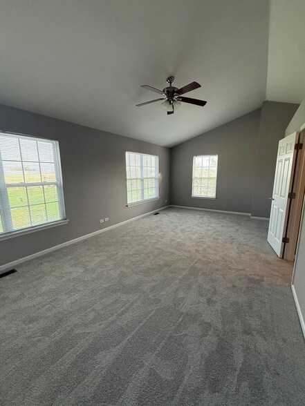 Building Photo - 2320 Hudson Cir