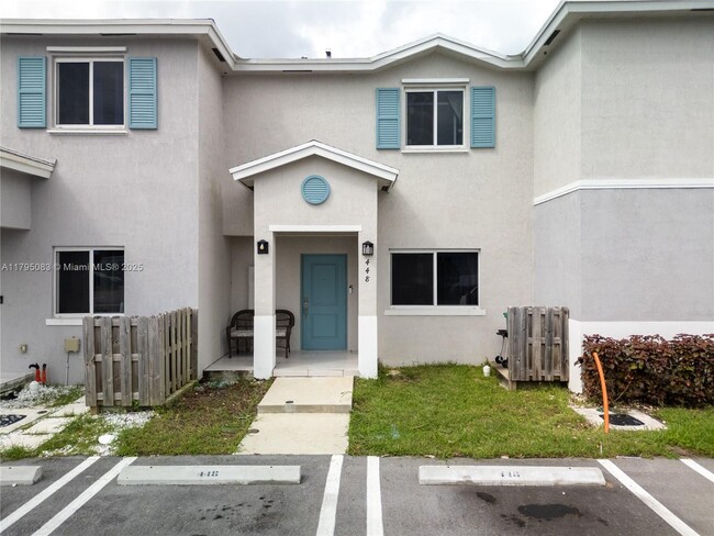 Building Photo - 448 NW 12th Pl