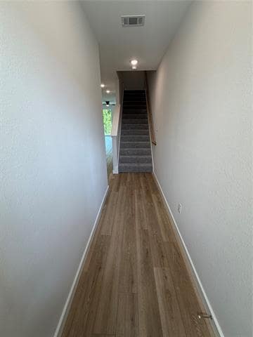 Building Photo - 569 Galt Dr