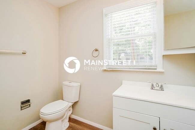 Building Photo - 3 Bedroom Pet-Friendly Home in COLUMBUS, O...