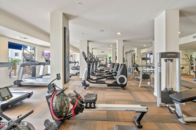 Building Photo - 2511 W Queen Creek Rd