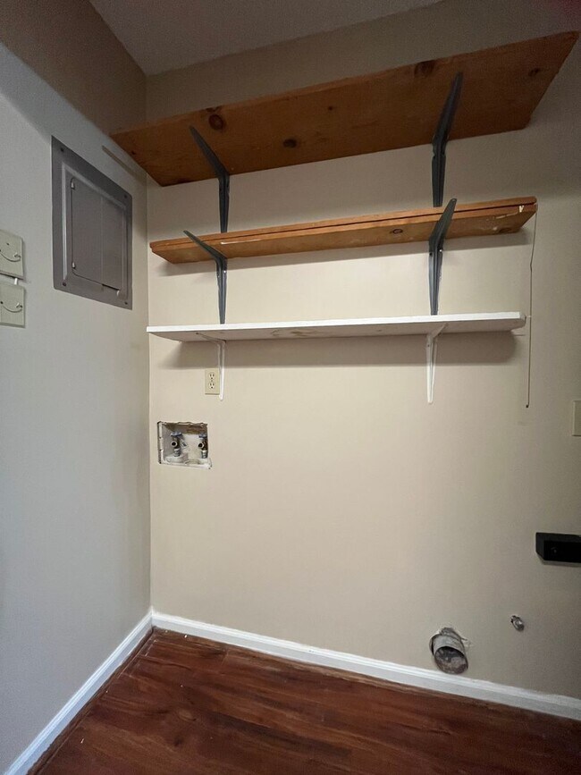 Building Photo - 171 Greenbriar Ct