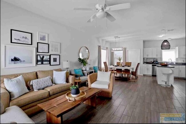 Building Photo - 219 Las Joyas Blvd