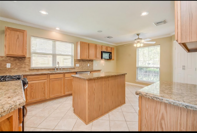 Building Photo - 3904 Ivywood Dr