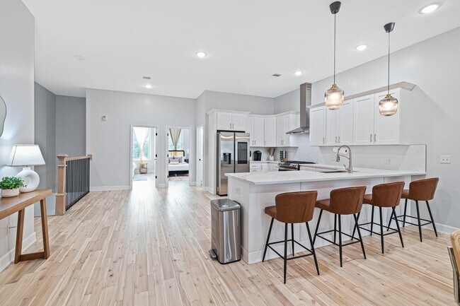 Building Photo - 260 Palisade Ave