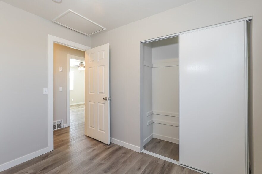 Building Photo - 5107 Fuchsia Cir