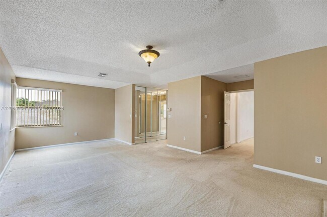 Building Photo - 2138 Chagall Cir