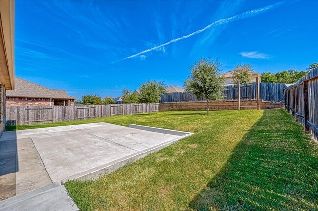 Building Photo - 8402 Coral Cove Pass Ln