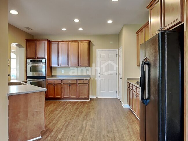 Building Photo - 636 Long Melford Dr