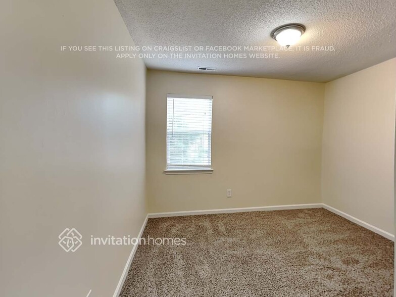 Building Photo - 10909 Wild Dove Ln