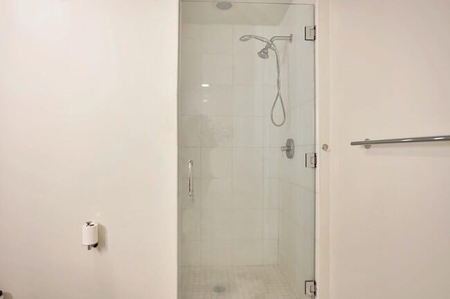 Building Photo - 55 Eton Row