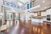 Building Photo - 448 Salk Cir