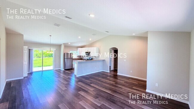Building Photo - 15629 SW 46th Ave Rd
