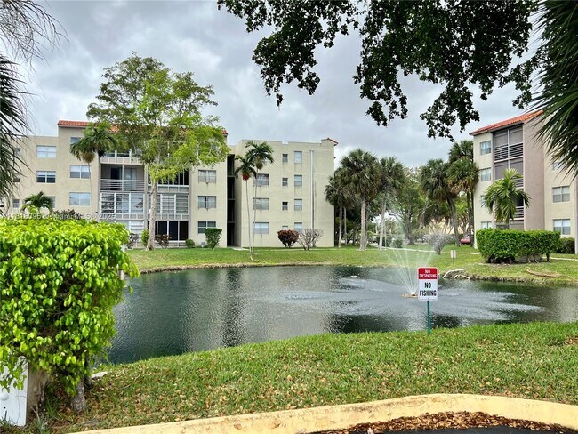 Building Photo - 1800 SW 81st Ave