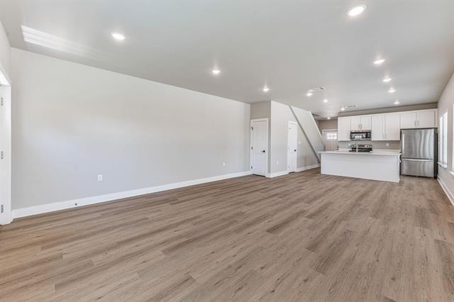 Building Photo - 1503 Sophia Ave