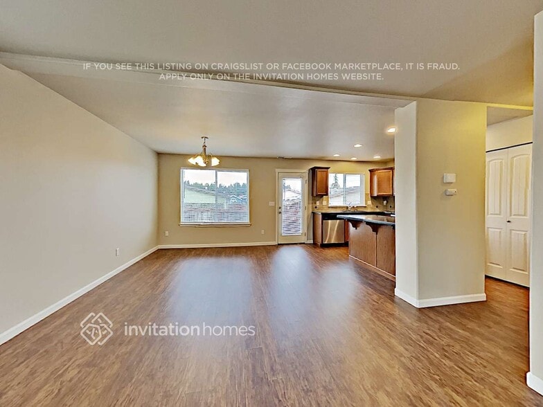 Building Photo - 9929 198th St E