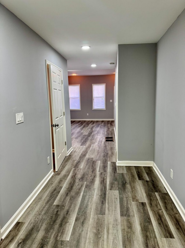 Building Photo - 3110 Euclid Ave