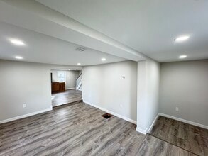 Building Photo - 110 W Easton St