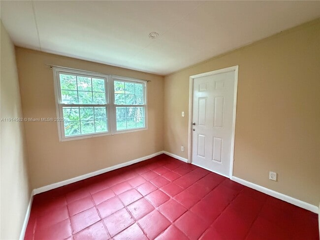 Building Photo - 7212 SW 3rd Ct