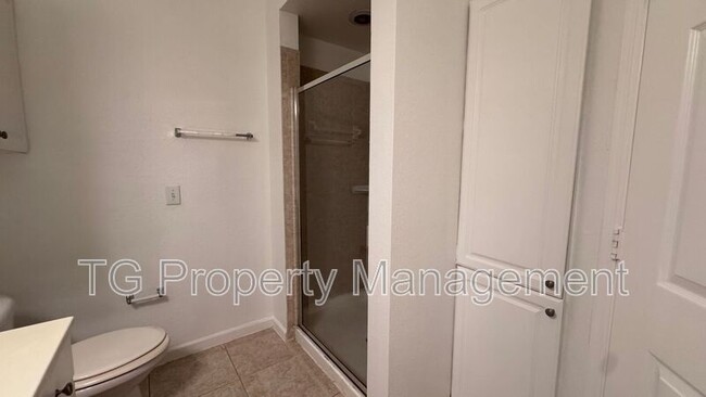 Building Photo - 8539 Gate Pkwy W