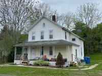 Building Photo - 290 Maple Ave