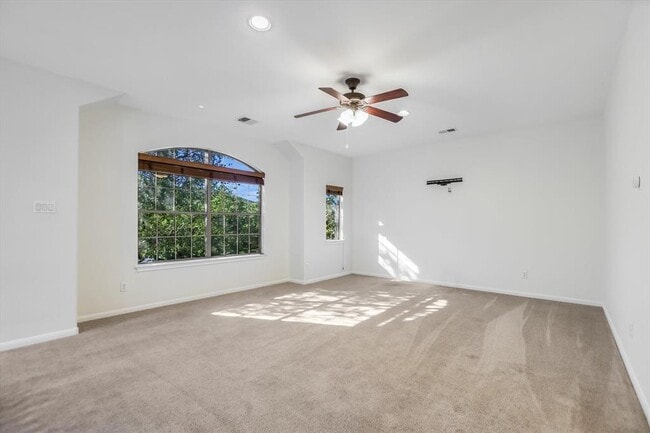 Building Photo - 11400 W Parmer Ln