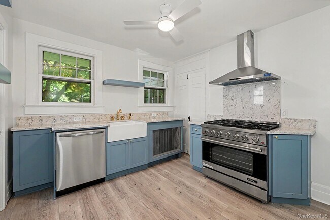 Building Photo - 53 Cortlandt Ave