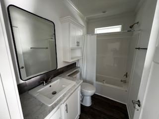 Building Photo - 508 Outer Dr