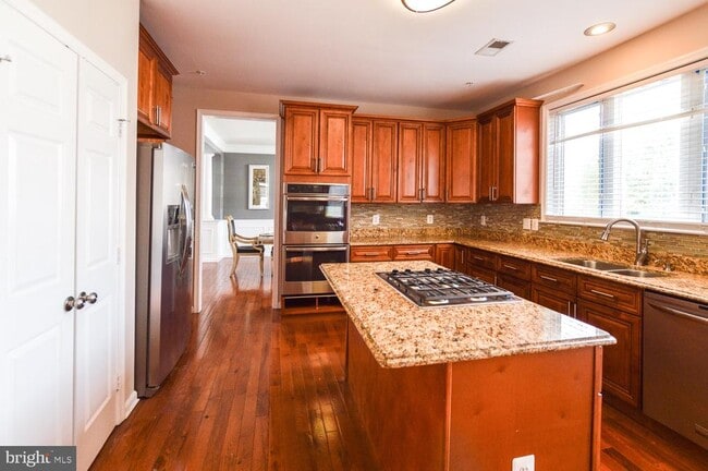 Building Photo - 11411 N Star Dr