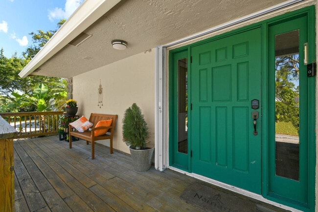 Building Photo - 13014 46th Ct N