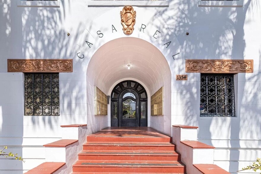 Interior Photo - Casa Real