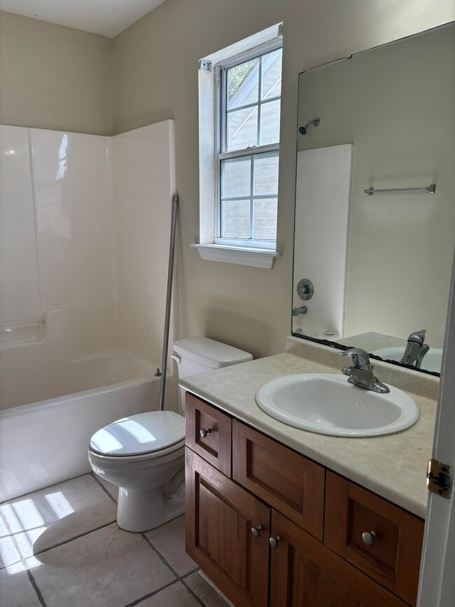 Building Photo - 3377 Sawtooth Dr