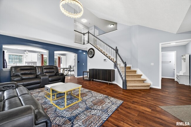 Building Photo - 2314 W Kenfield Ct