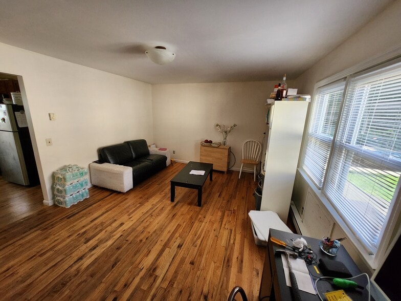 Primary Photo - 33 Orange St
