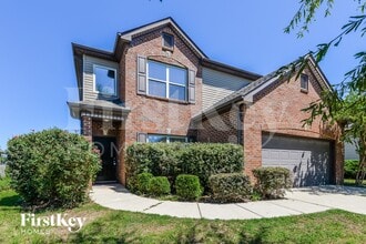 Building Photo - 2045 Kensington Ct