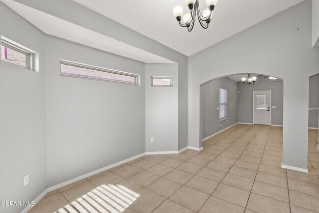 Building Photo - 3269 Maple Point Dr