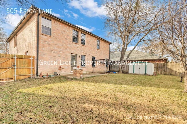 Building Photo - 505 Erica Ln