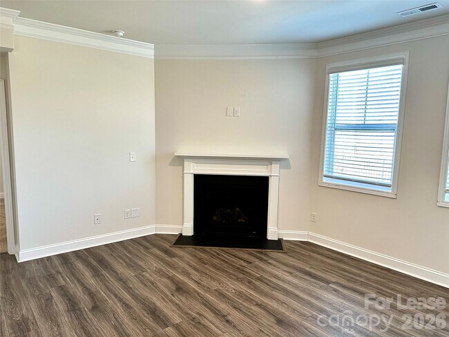 Building Photo - 340 Secretariat Dr