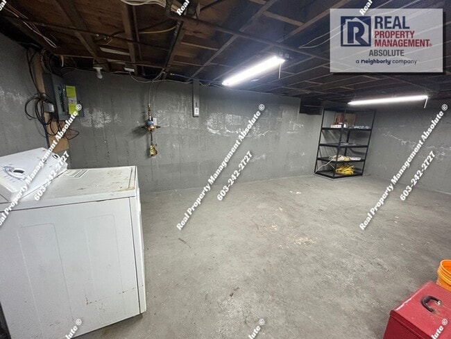 Building Photo - Charming 2-Bedroom Home with Bonus Room – ...